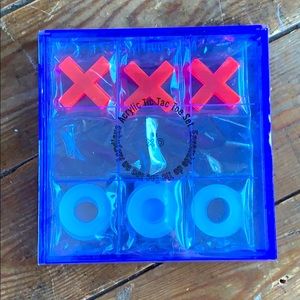 Last Acrylic Tic Tac Toe Set (Travel Size)